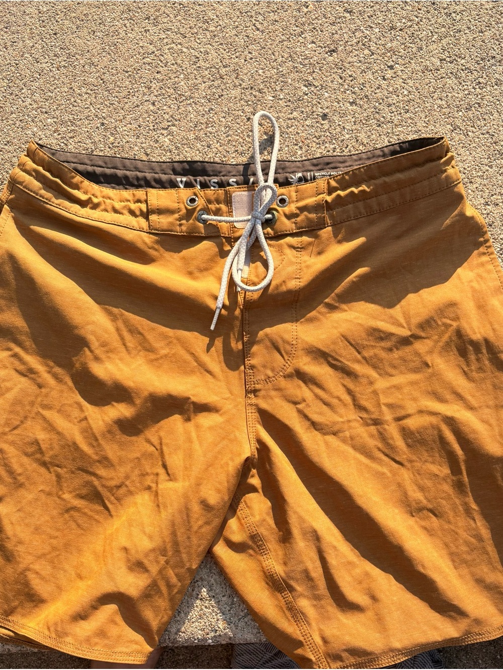 Men’s Vissla tan board- swim trunks